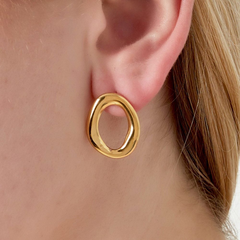 Boucles d'oreilles dorées ovales irrégulières