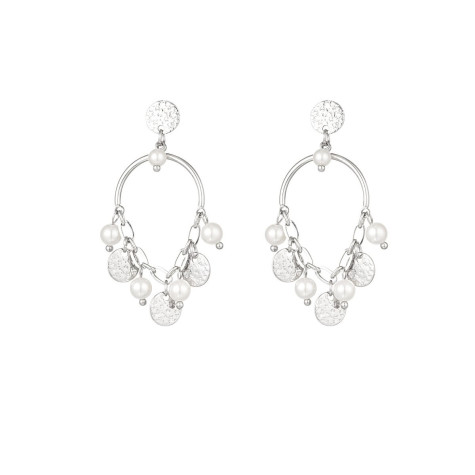 Boucles d'oreilles argentées avec perles et médaillons