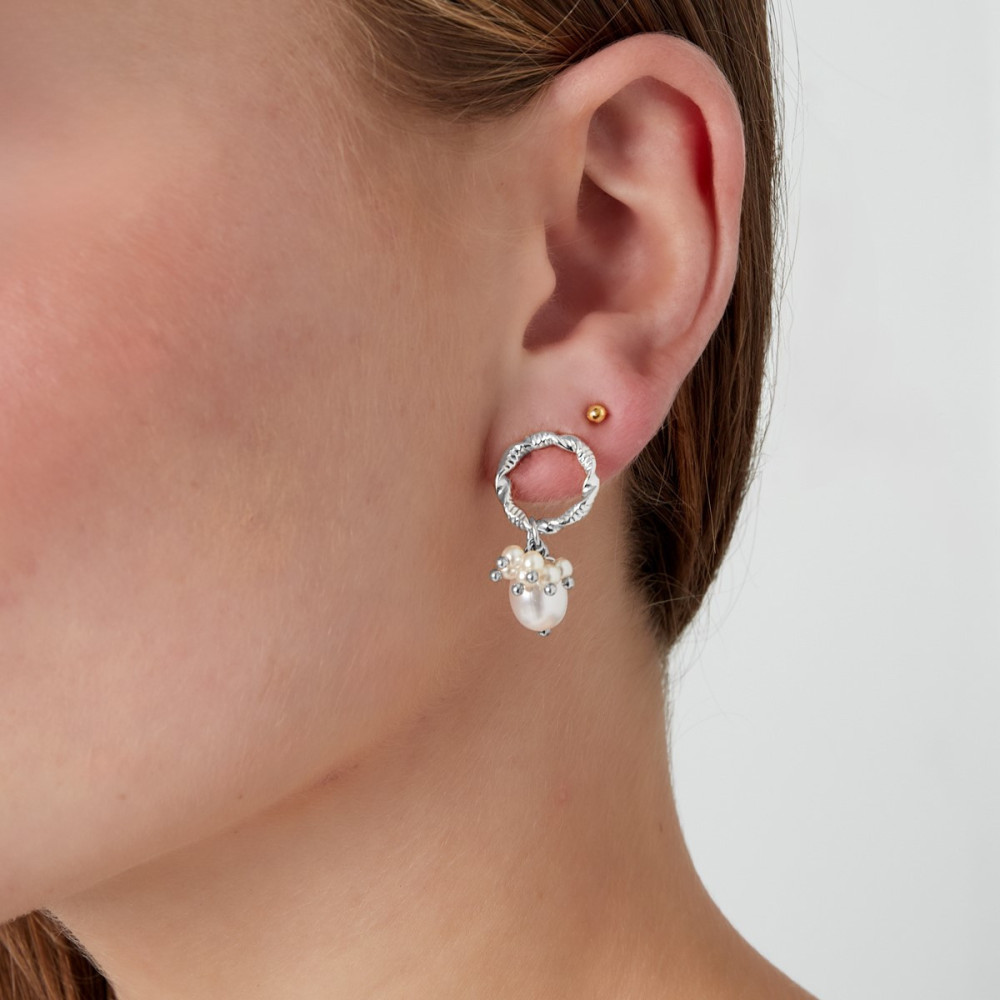 Boucles d'oreilles argentées perles nacrées