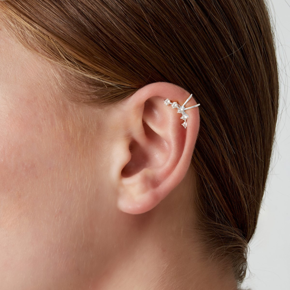 Earcuff argenté et zircons brillants