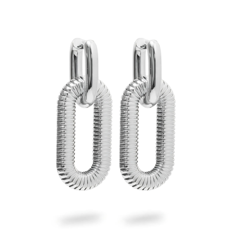boucles d'oreilles Chic Links vous séduiront par leur design épuré et audacieux.