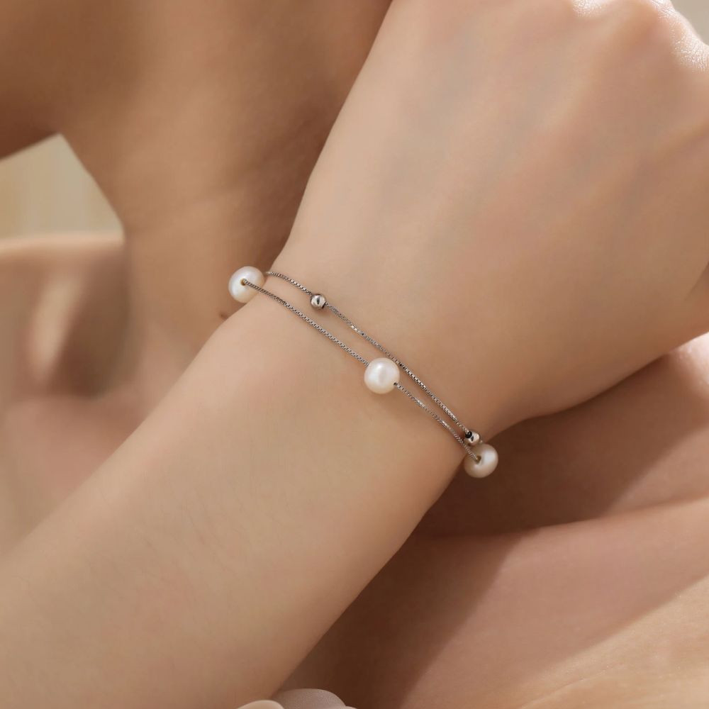 Bracelet argenté perles élégantes